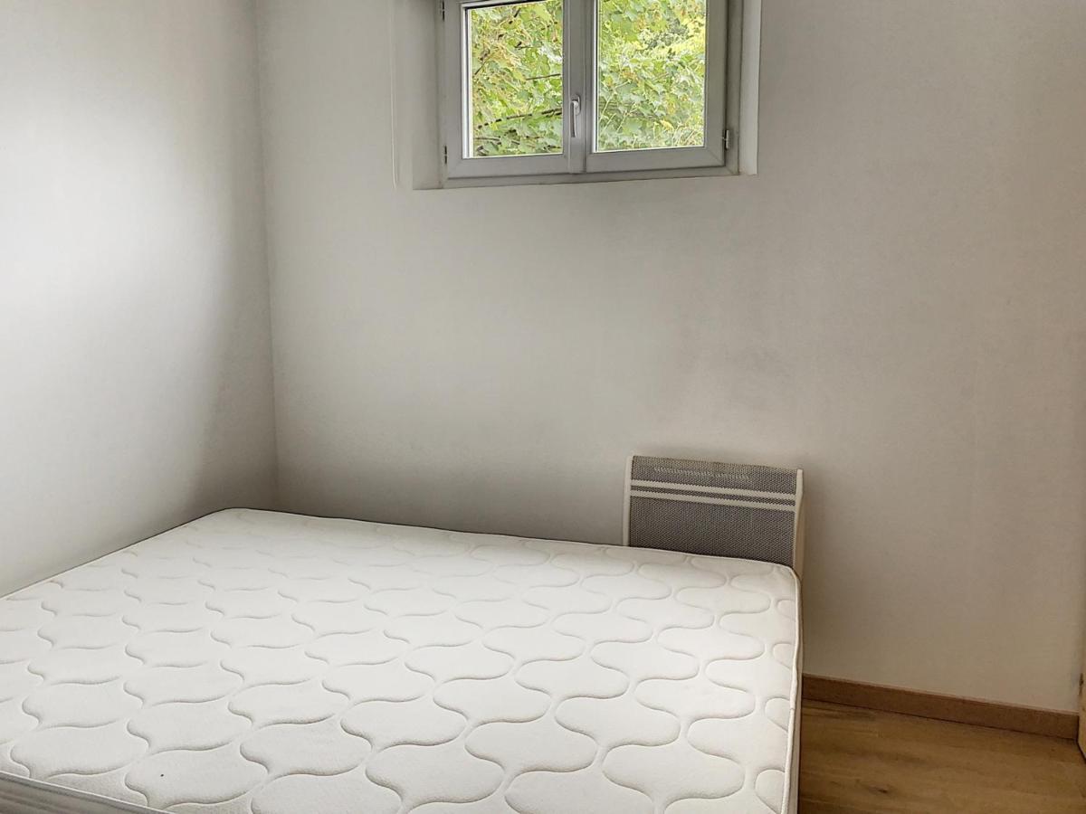Avec Terrasse Privative, Ascenseur, Et Proche - Fr-1-361-353 * Granville